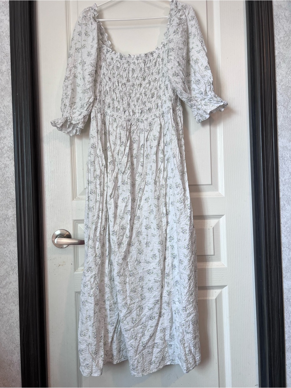 H&M White Floral Smocked Midi Dress